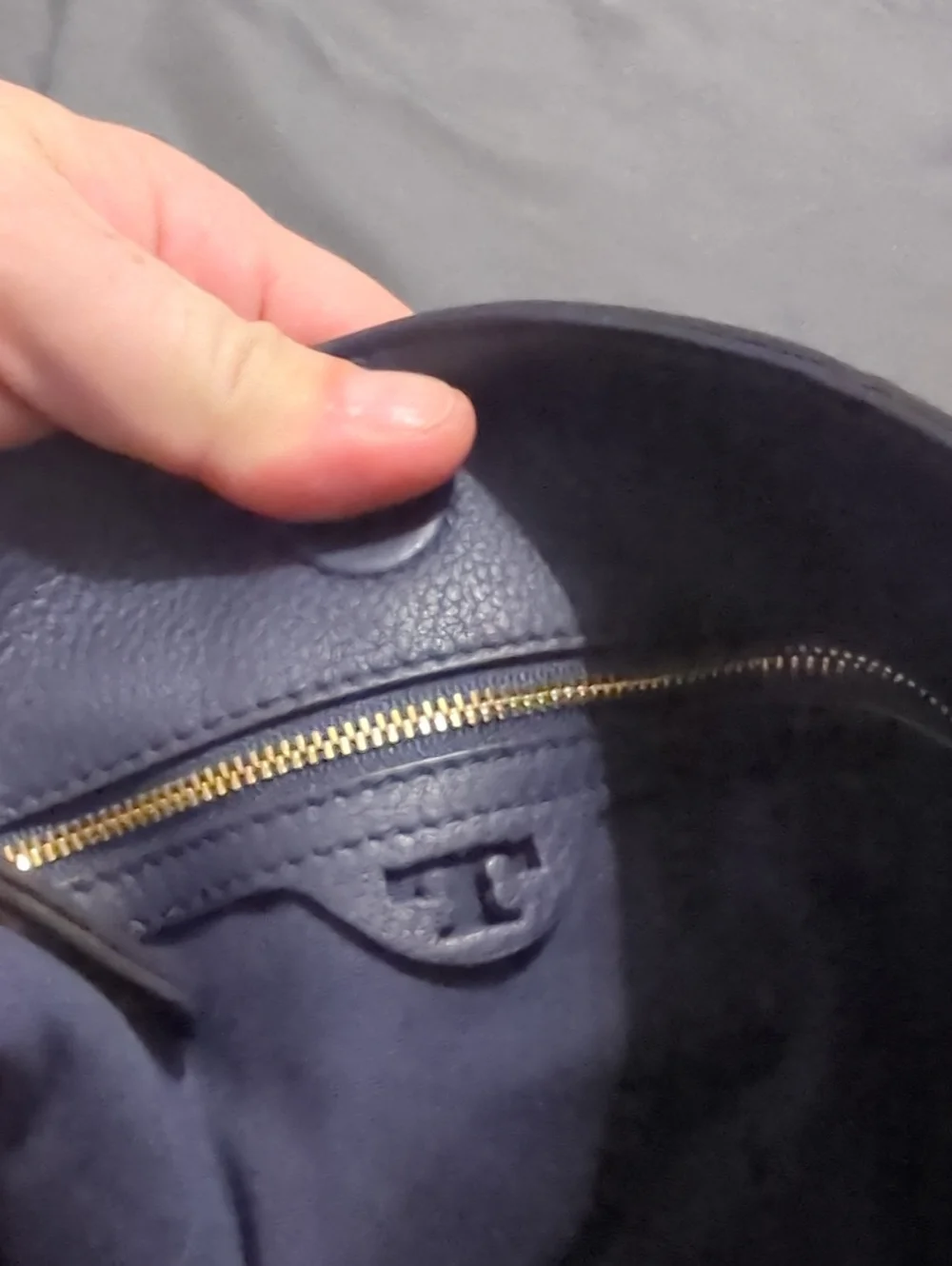 Authentic Tory Burch Gemini Link Hobo Striped Cross Shoulder Bag‎